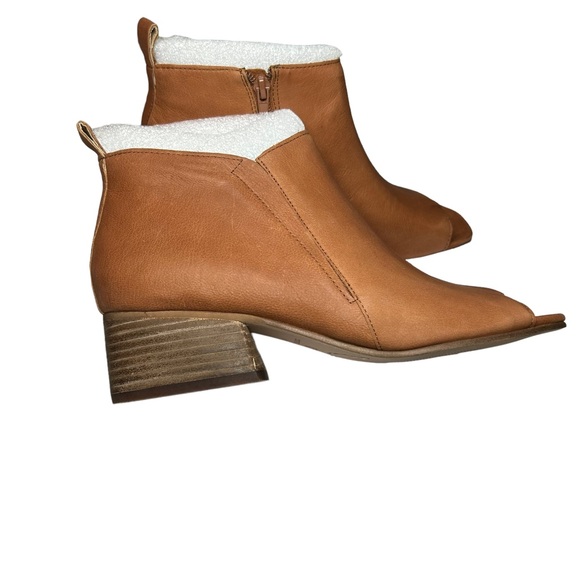 New in Box Corso Como Open Toe Leather Booties Sz 9 - Picture 8 of 9